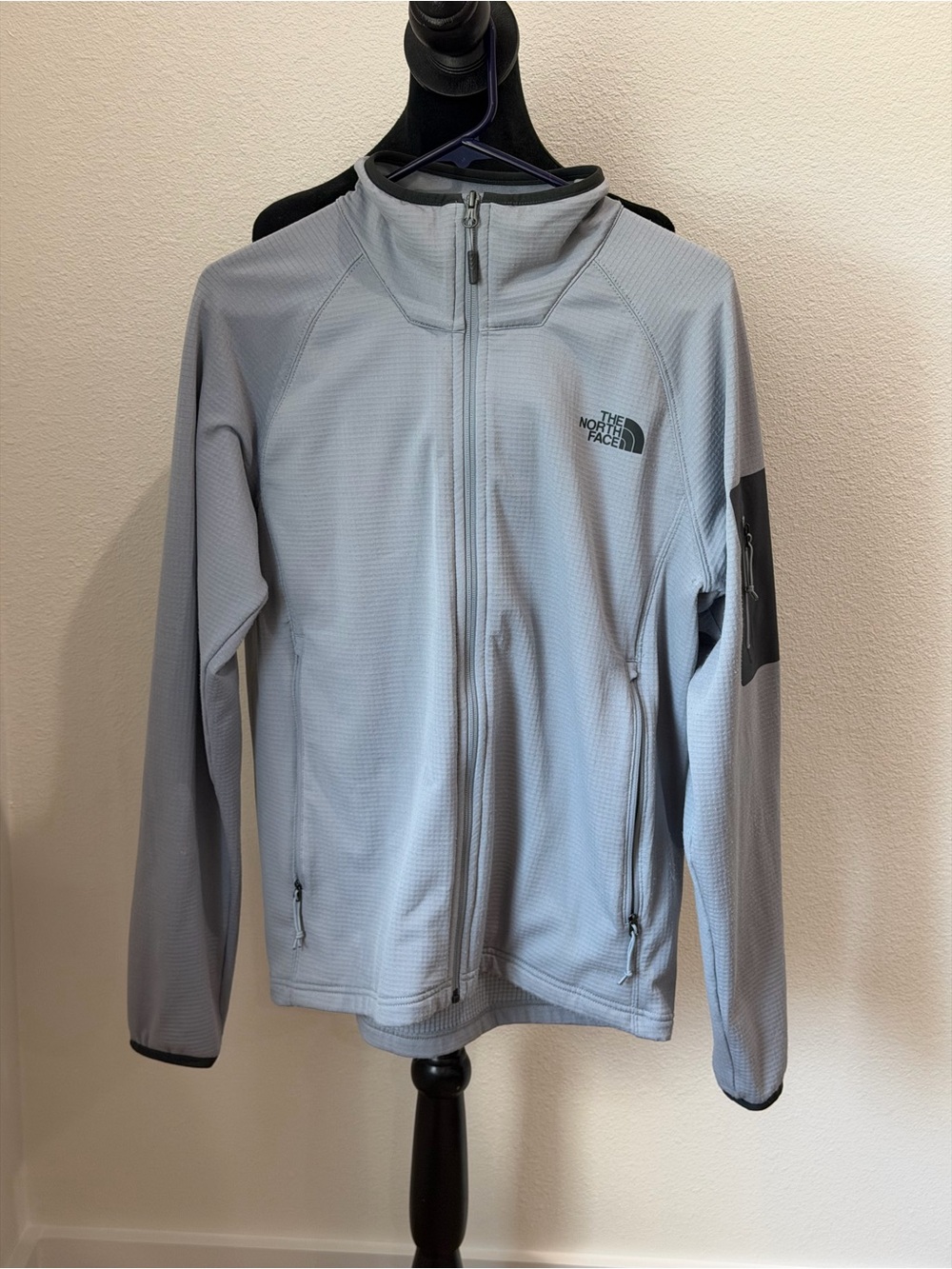 The North Face Light Gray Full-Zip light Jacket Mens M